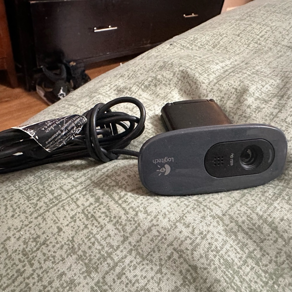 Logitech HD 720p webcam w/ microphone
